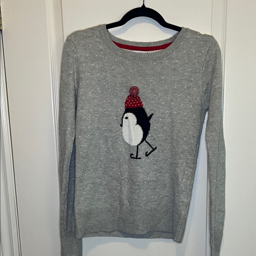 🎀 🎀 3 for 30$🎀 Gray Penguin Sweater